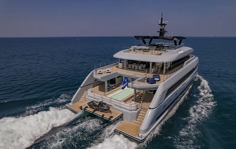 Large Catamaran & Motor Yacht Rental in Phuket, Thailand Large Catamaran & Motor Yacht Rental in Phuket, Thailand