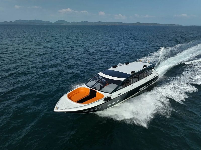 Marine Z 47ft luxury speedboat with GPS cameras and hostess service in Thailand