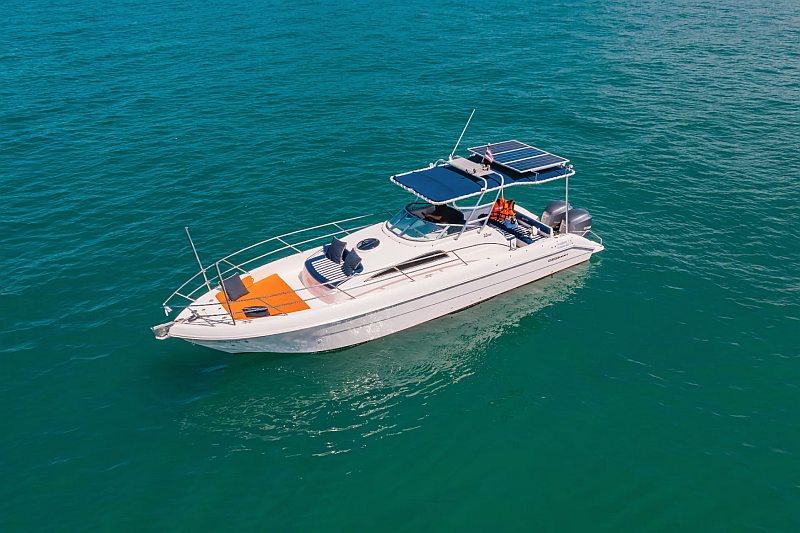Silver Craft S33 center console powerboat with twin Yamaha engines in Thailand