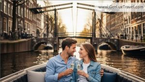 Romantic couple on a cozy Amsterdam canal cruise tour